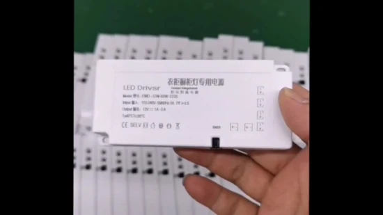 24 ワット 40 ワット 60 ワット 100 ワット 150 ワット 12 ボルト LED ドライバ降圧電源キャビネット照明 LED 電球変圧器